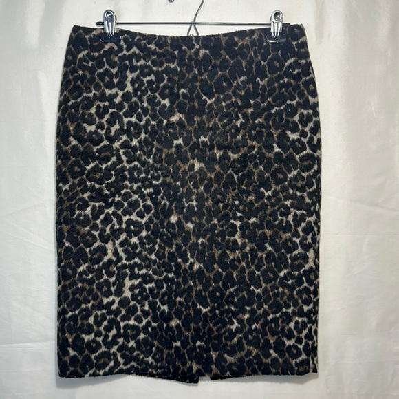 Lord & Taylor Leopard Print Skirt Size 8 - Picture 1 of 4
